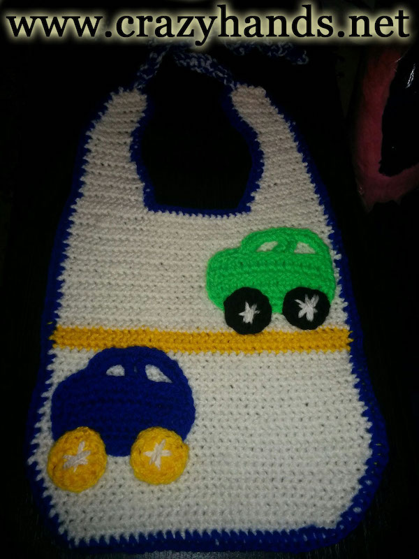 crochet baby bib pattern with car applique