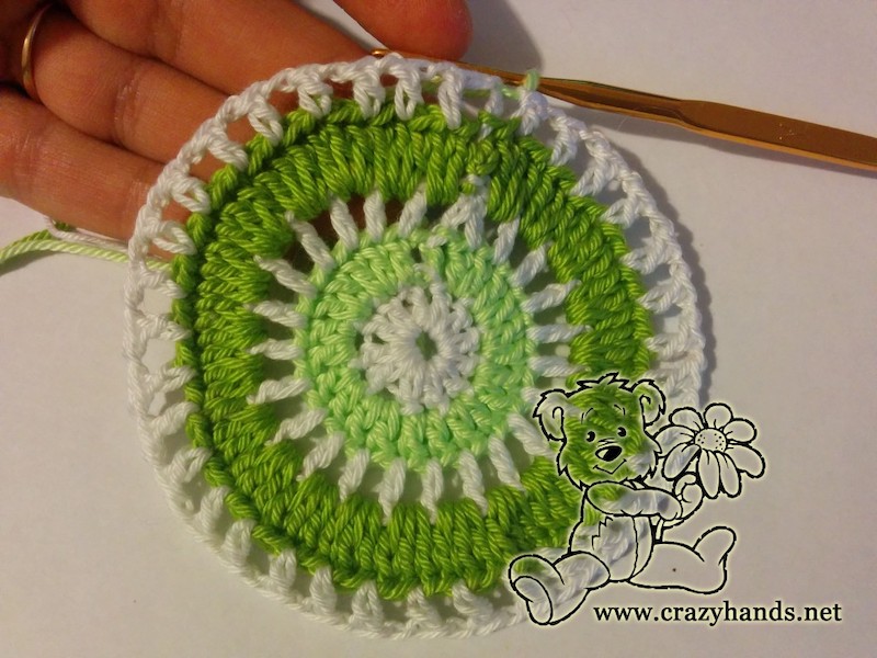 crochet baby boy hat for spring - step three