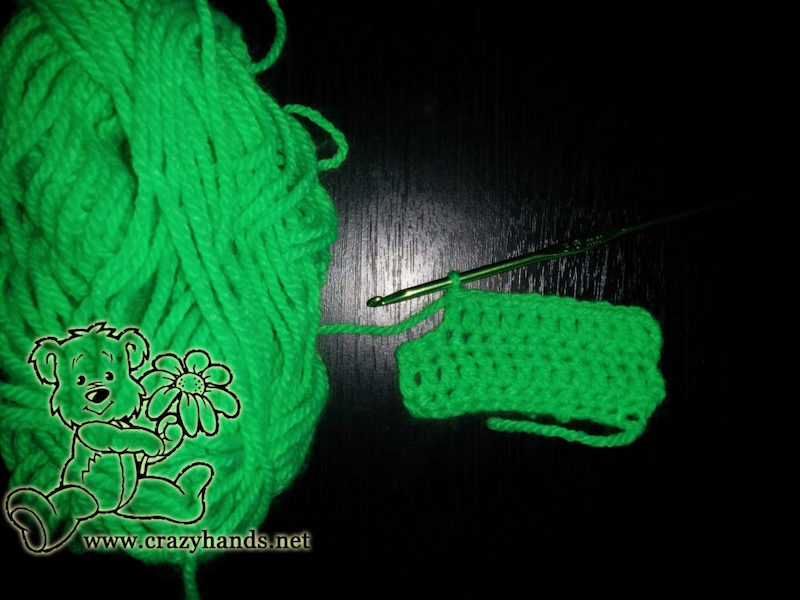 crochet car body - step two