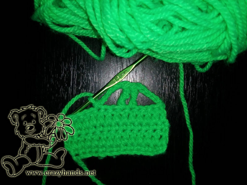 crochet car body - step five