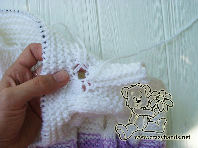 Baby Knit Romper Pattern: Stitching up holes on the back part