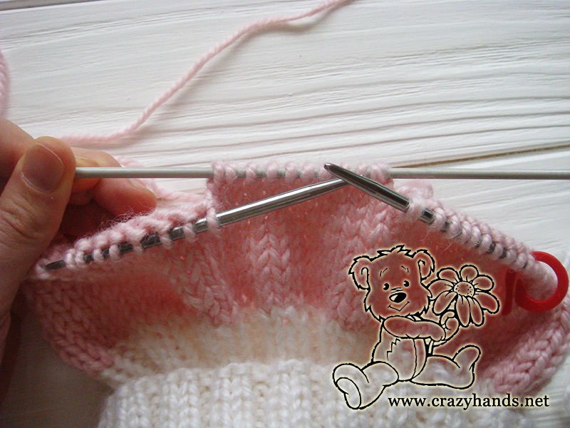 Pink Marshmallow Cable Knitted Hat - Cable Ten Back, step 1