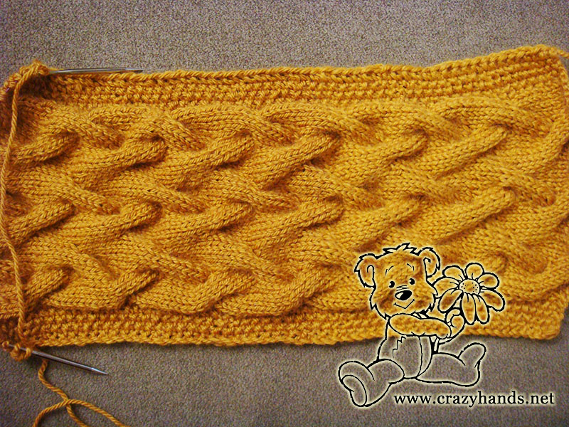 non-assembled flat cable knit cowl