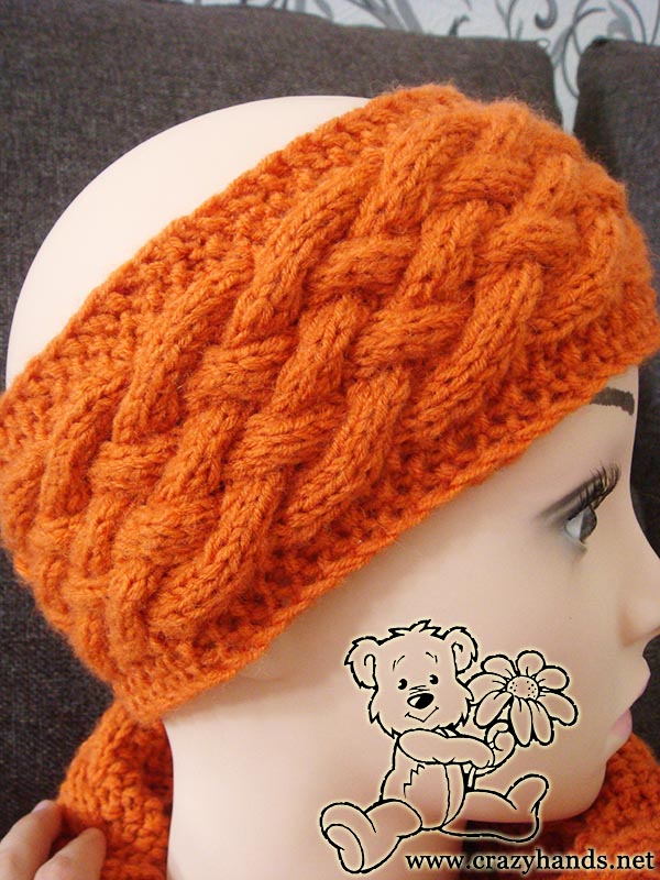 cable knit ear warmer on the mannequin