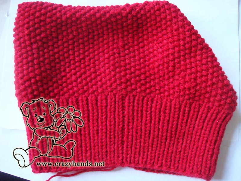 shaping right ear of the knit cat hat