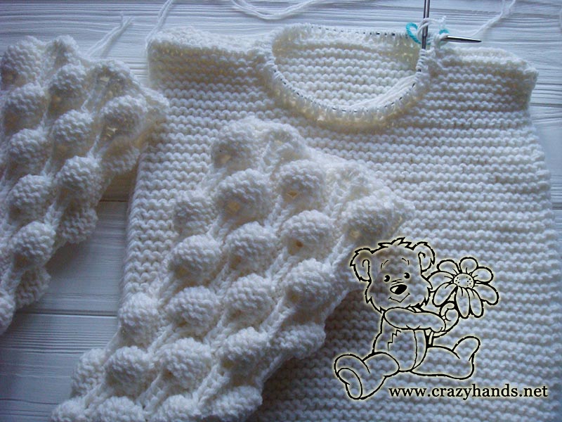joining sleeves and body oversized knit sweater for toddlers