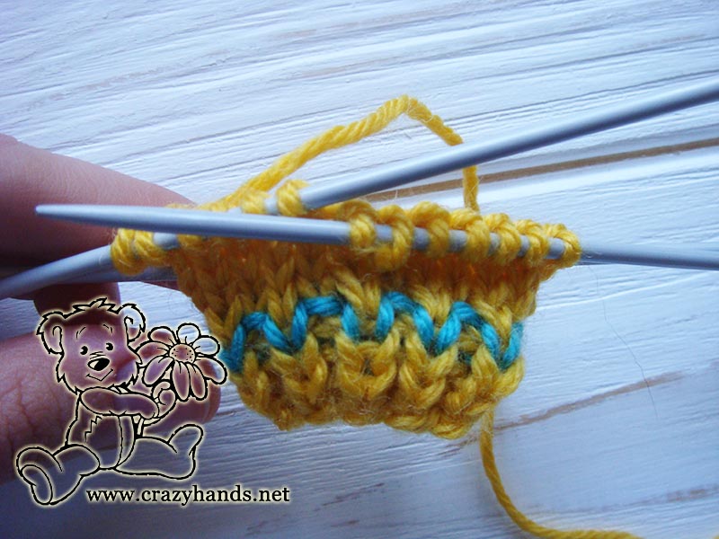 knitting body of yellow mini hat