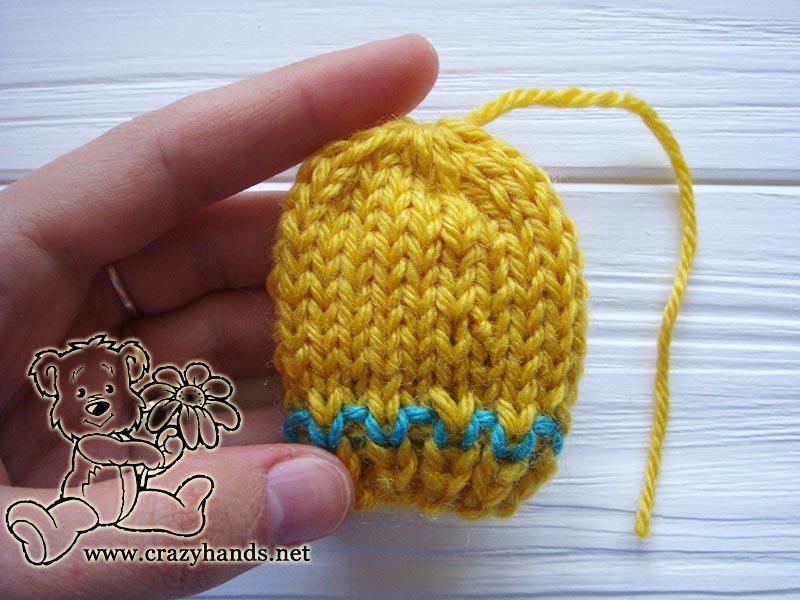 finished yellow knit mini hat
