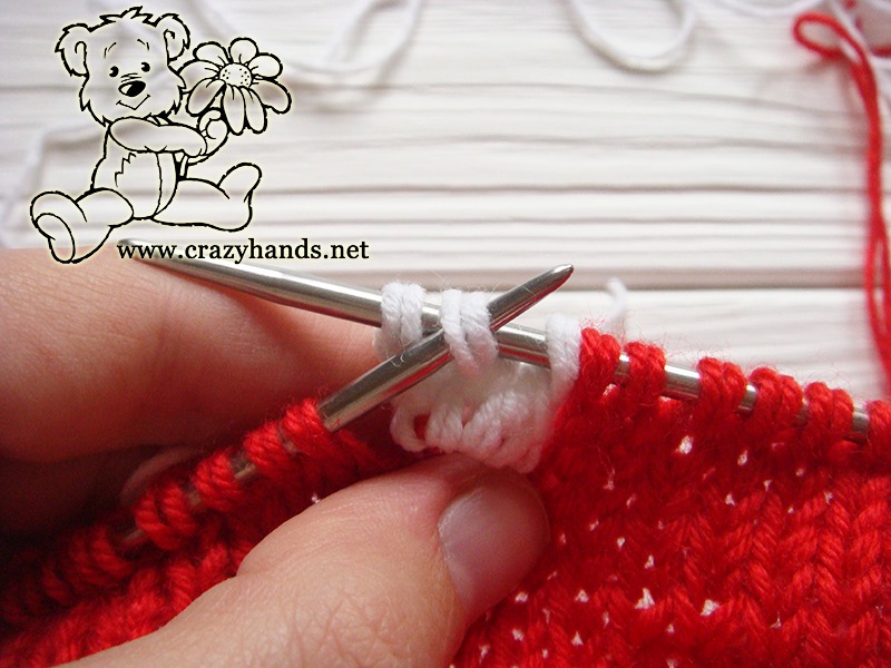 Santa Hat Pattern: knitting bobble stitch, step 9