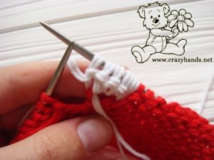 Santa Hat Pattern: knitting bobble stitch, step 6