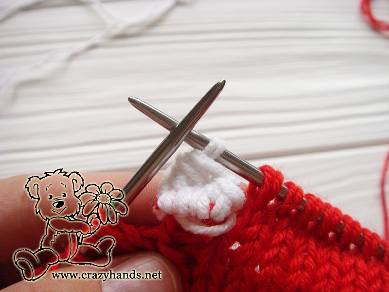 how to knit bobble stitch for santa hat - step twelve 