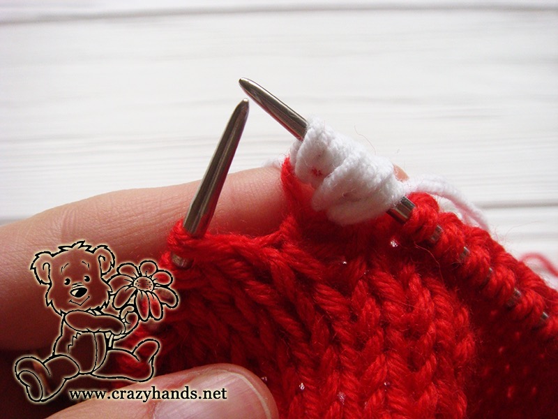 how to knit bobble stitch for santa hat - step five