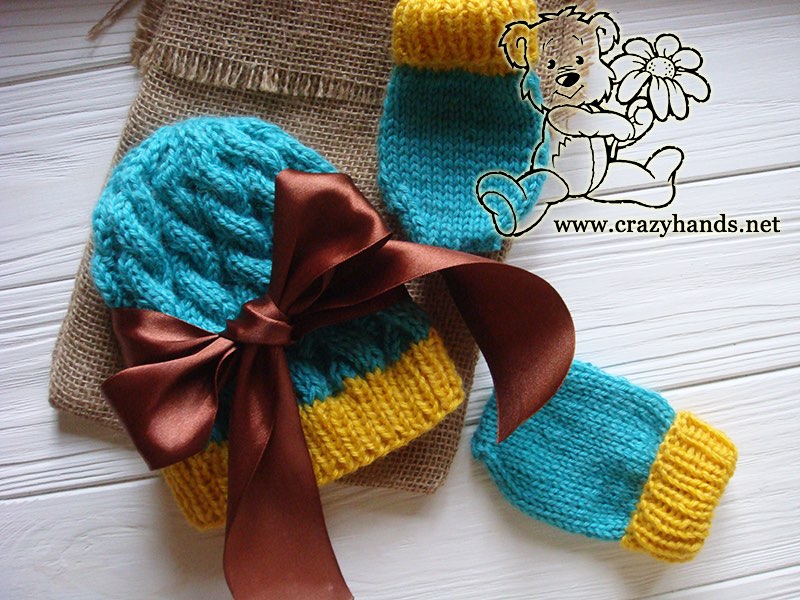 two-color baby cable knit hat and baby knit mittens set