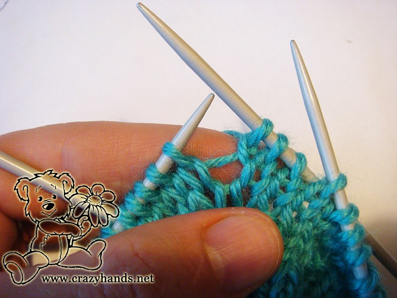 make one right knitting stitch - step three