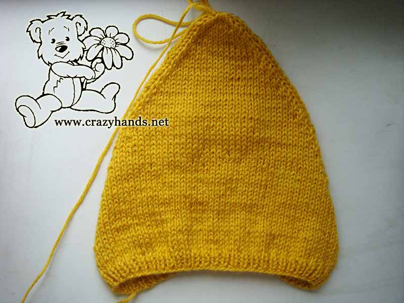 upper layer of the knit baby pixie hat