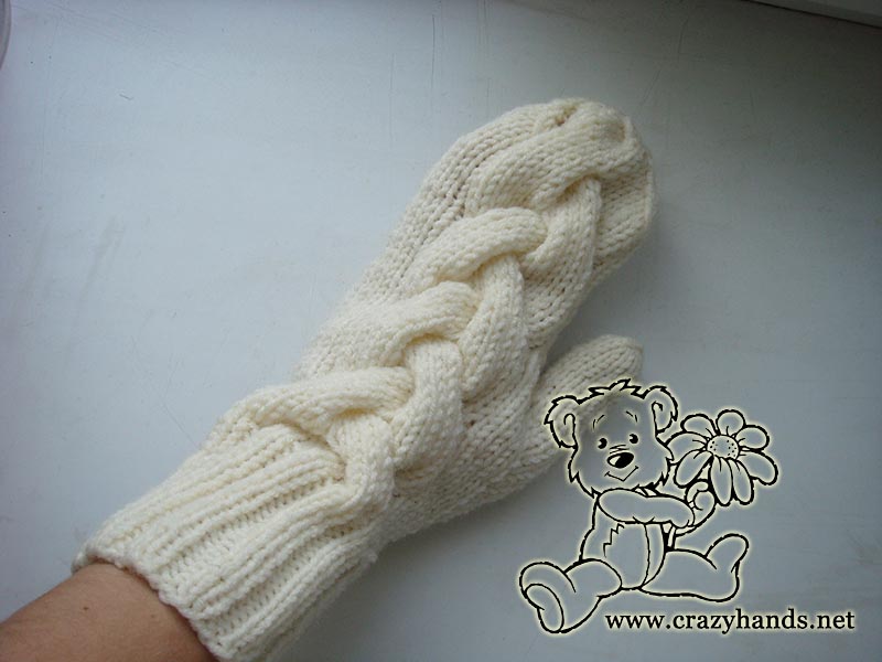 cable knit mittens made with wool yarn