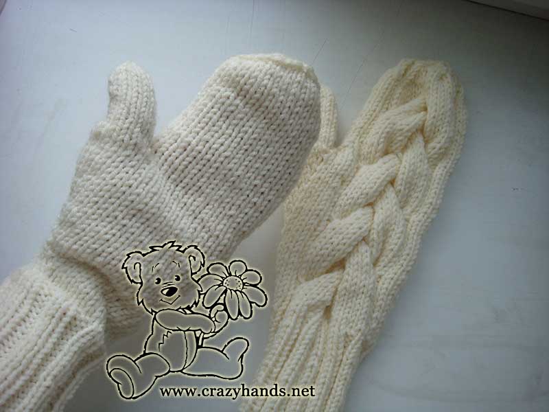 wearing knit cable gloves