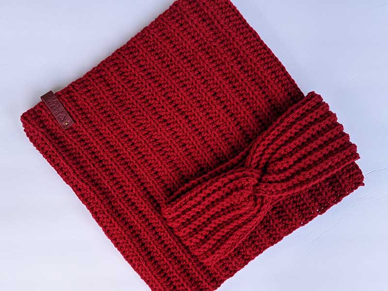 crochet ribbed cowl pattern for women and matching headband