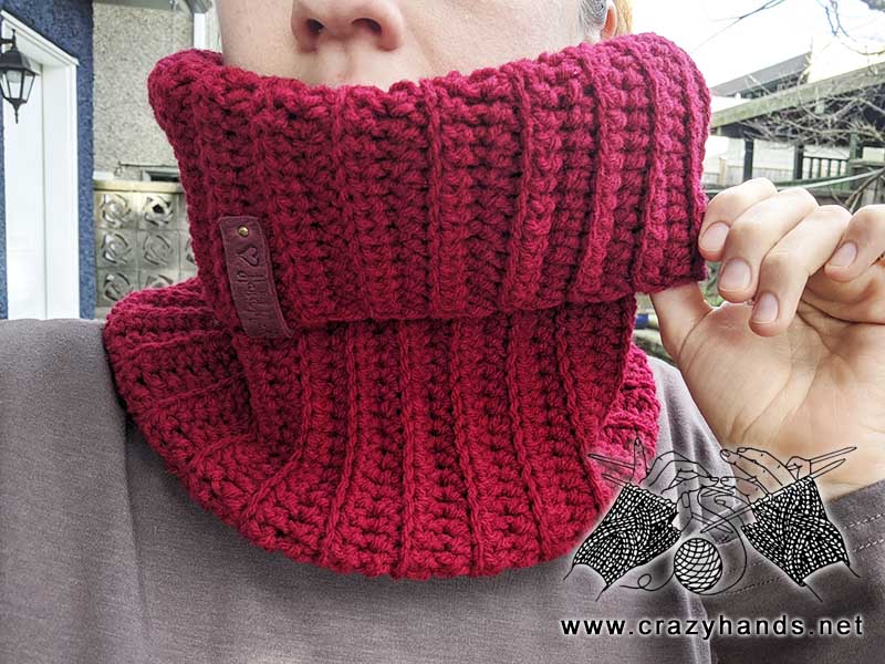 crochet ribbed cowl pattern for women