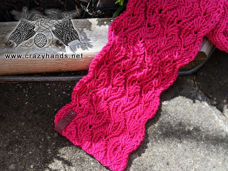 candy bud lace knit scarf