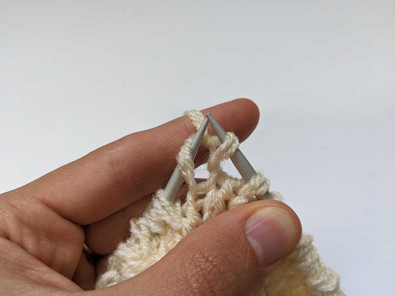 how to knit a foxglove petal - step one