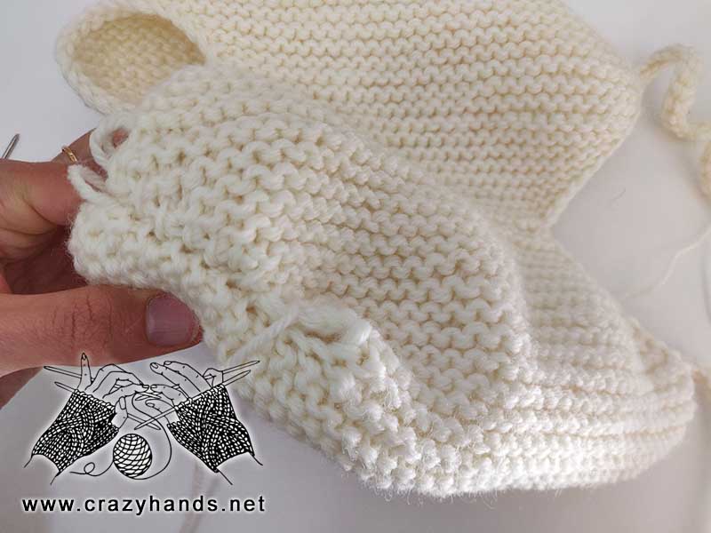shaping the crown of knit teddy bear toddler hat