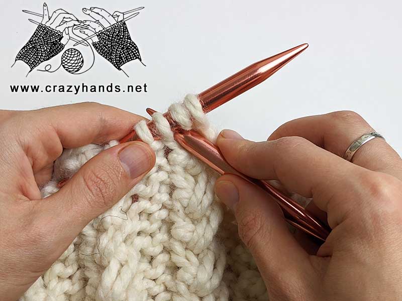 knit spikelet one stitch - step 1