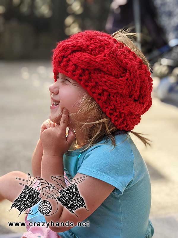 baby girl wears chain track cable knit headband