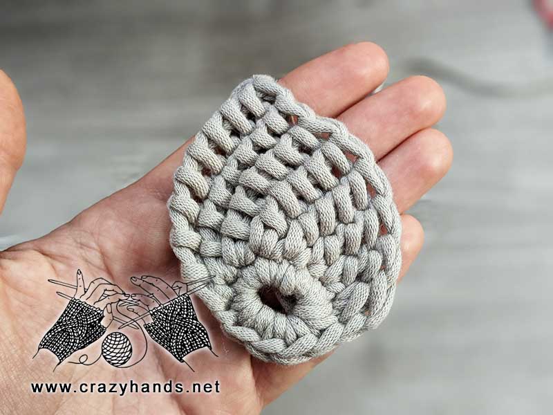crochet tunisian leaf made with gray color t-shirt yarn