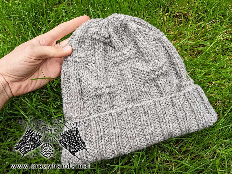 vintage knit hat for men with double brim