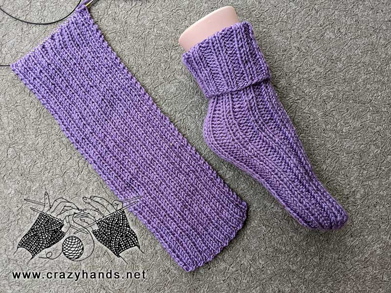 knit ribbed socks - one flat and one assembled