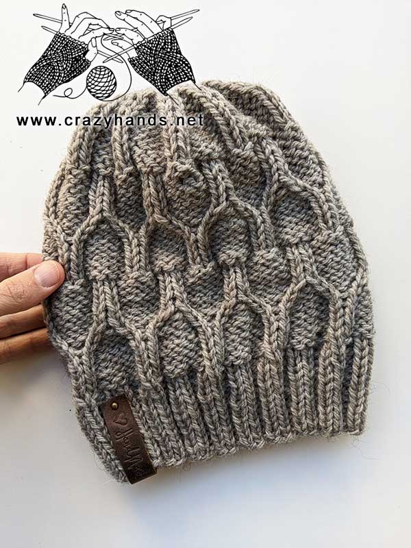 bulky cable knit hat for men