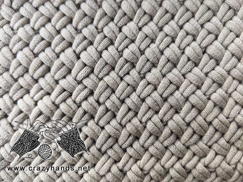close up view of the diagonal basketweave stitch
