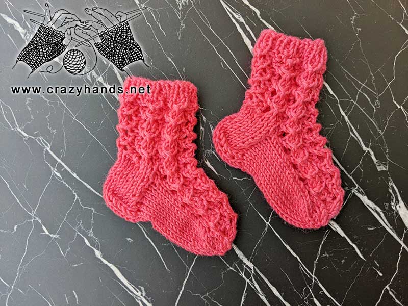 lace knit socks for a newborn baby (0-3 months)