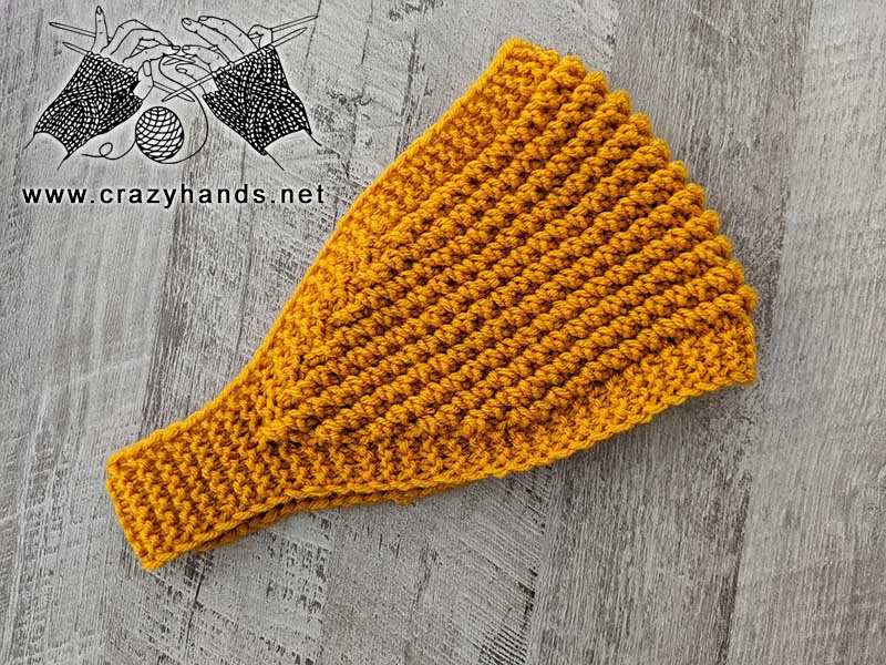 wide knit popcorn stitch headband - side view