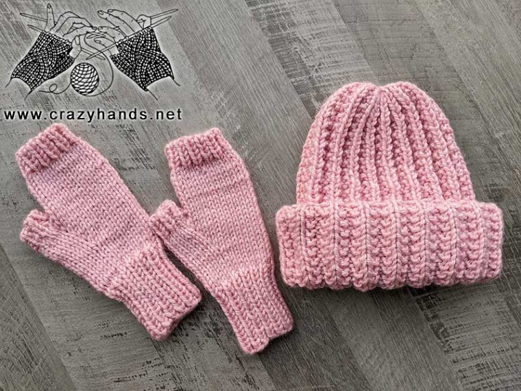 Chunky Knit Fingerless Gloves Pattern · Crazy Hands