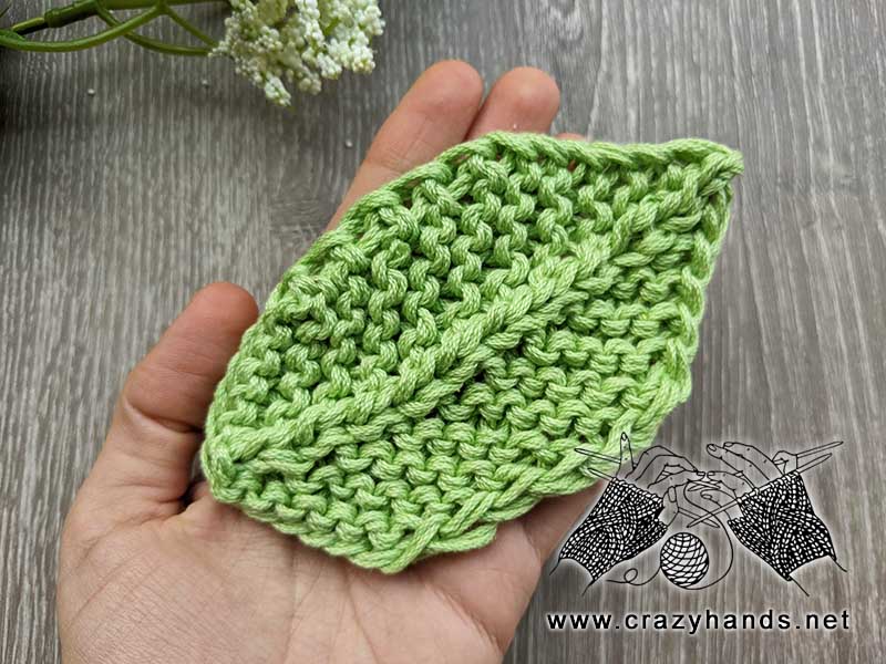 knit hexagonal leaf pattern