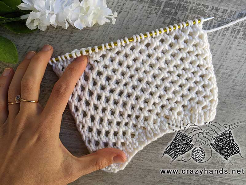 stretching knit mesh lace stitch 