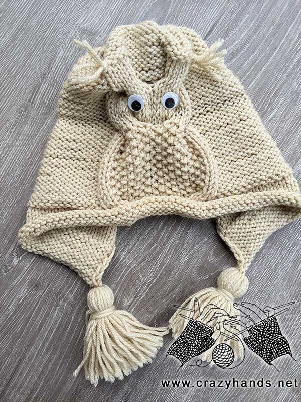 knit owl hat - front view
