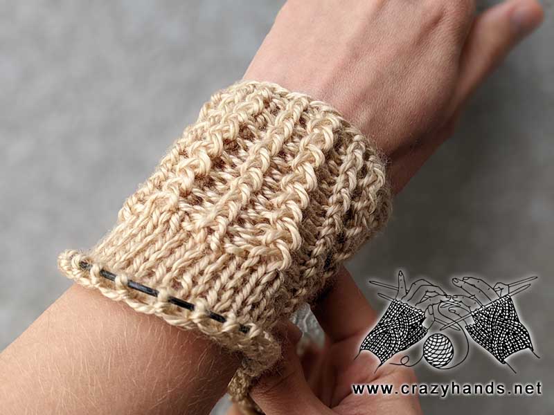 textured knit ribbing for sweater sleeves