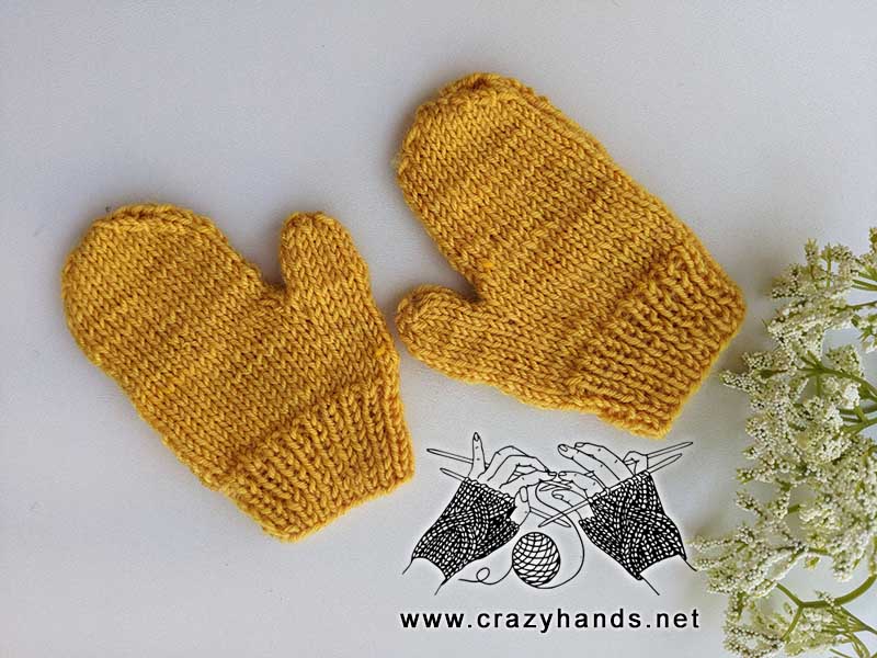 knit flat kid's mittens