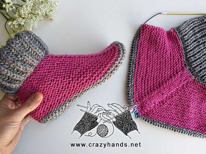 flat knit socks with folded cuff