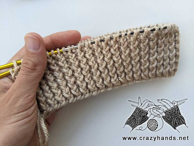 knit twisted rib stitch in rounds pattern