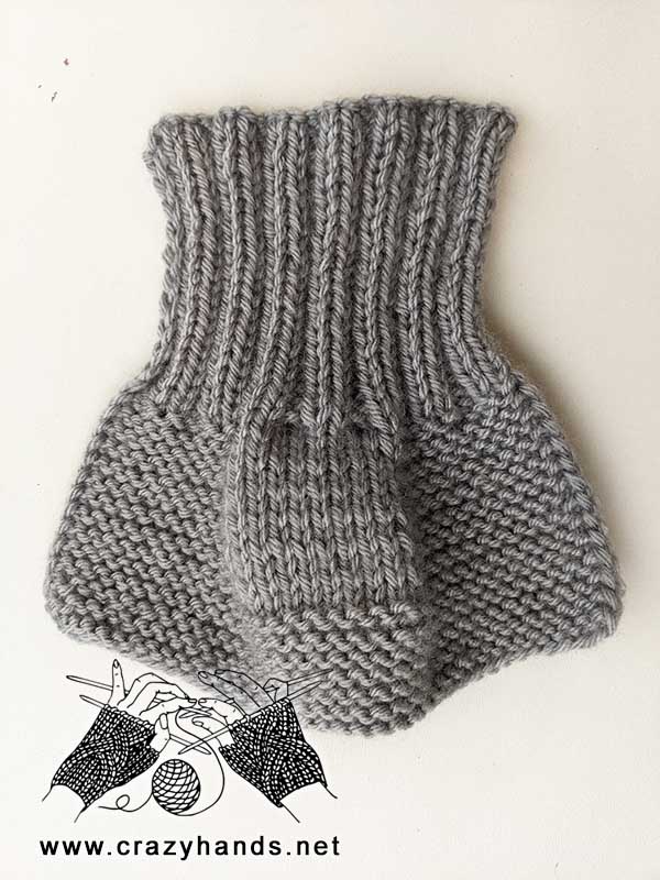 unsown flat knit baby sock