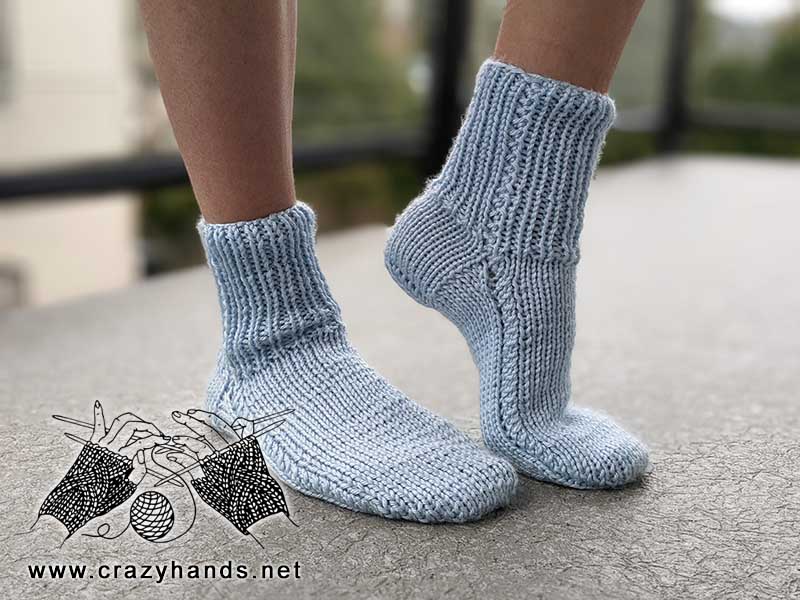 classic flat knit socks on the female feet - right side view