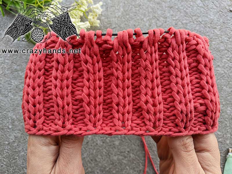 knit ribbing pattern in the rounds