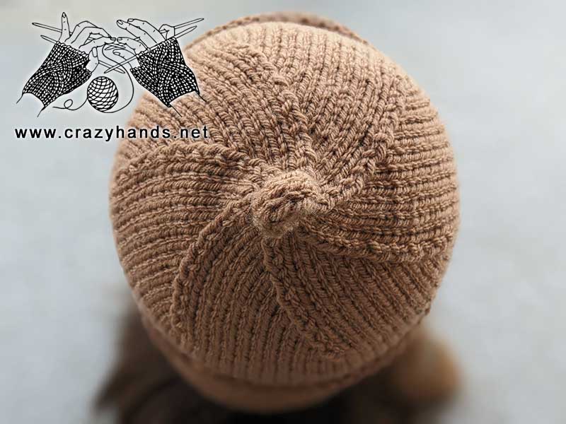 knit docker hat - crown view