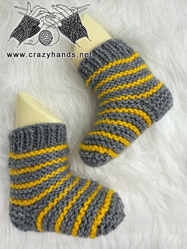 knit flat striped baby socks