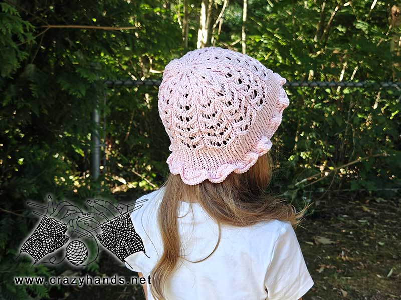 knit summer panama hat on a girl model